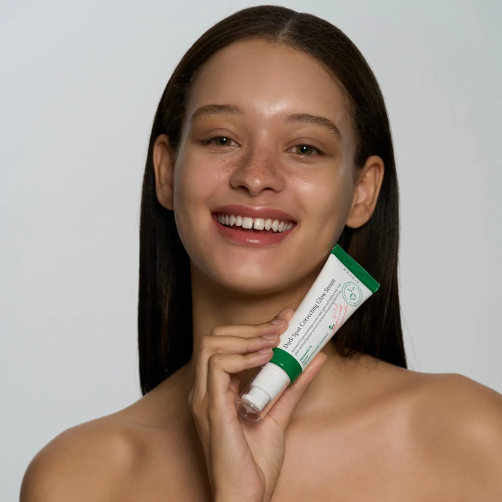 DARK SPOT CORRECTING GLOW SERUM